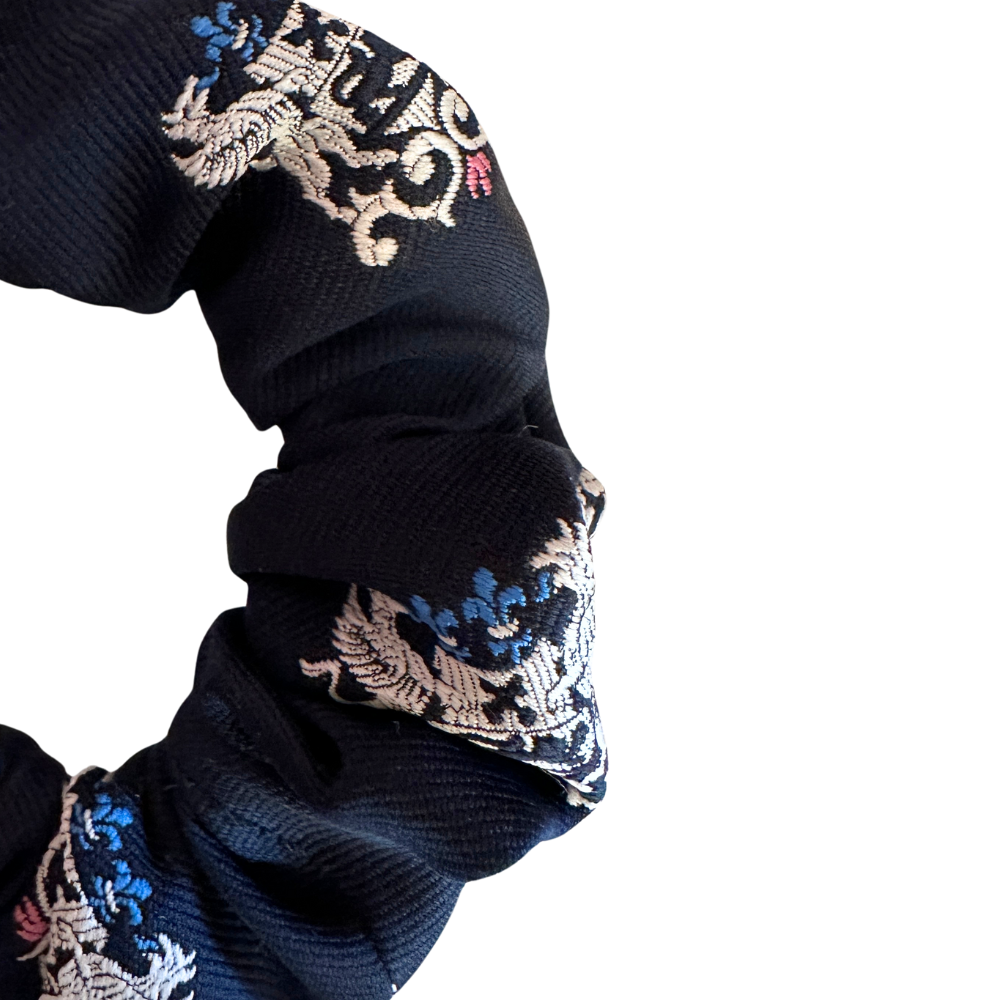 Maxwell Scrunchie