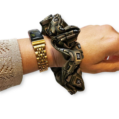 Joan Vintage 70's Scrunchie