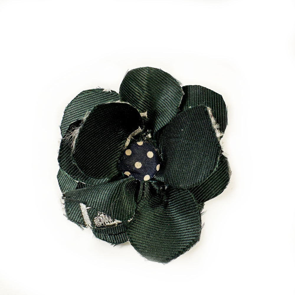 Green Tie Flower Brooch